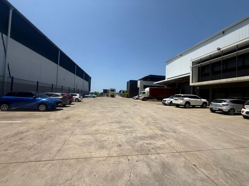 AAA Grade Logistics Facility To Let | ±3,700m2 | Prime Cornubia Industrial Node - Photo 8