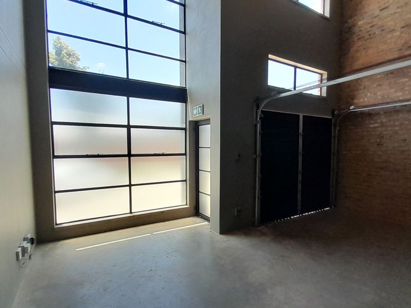 Creative 116m Ground Floor Showroom with Loft To Let at Innovation Worx Richards Dr - Photo 9