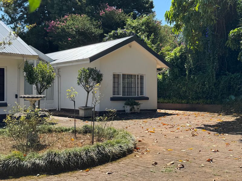 Secure and Serene Office Space in the Heart of Hilton – Ideal for Small Practice - Photo 8