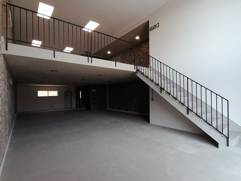 229m Loft-Style Warehouse To Let, Innovation Worx Junction, Midrand - Photo 2