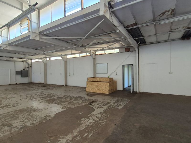 Secure 421m2 Industrial Warehouse To Let in Waltloo – Ideal for Manufacturing & Distribution - Photo 8