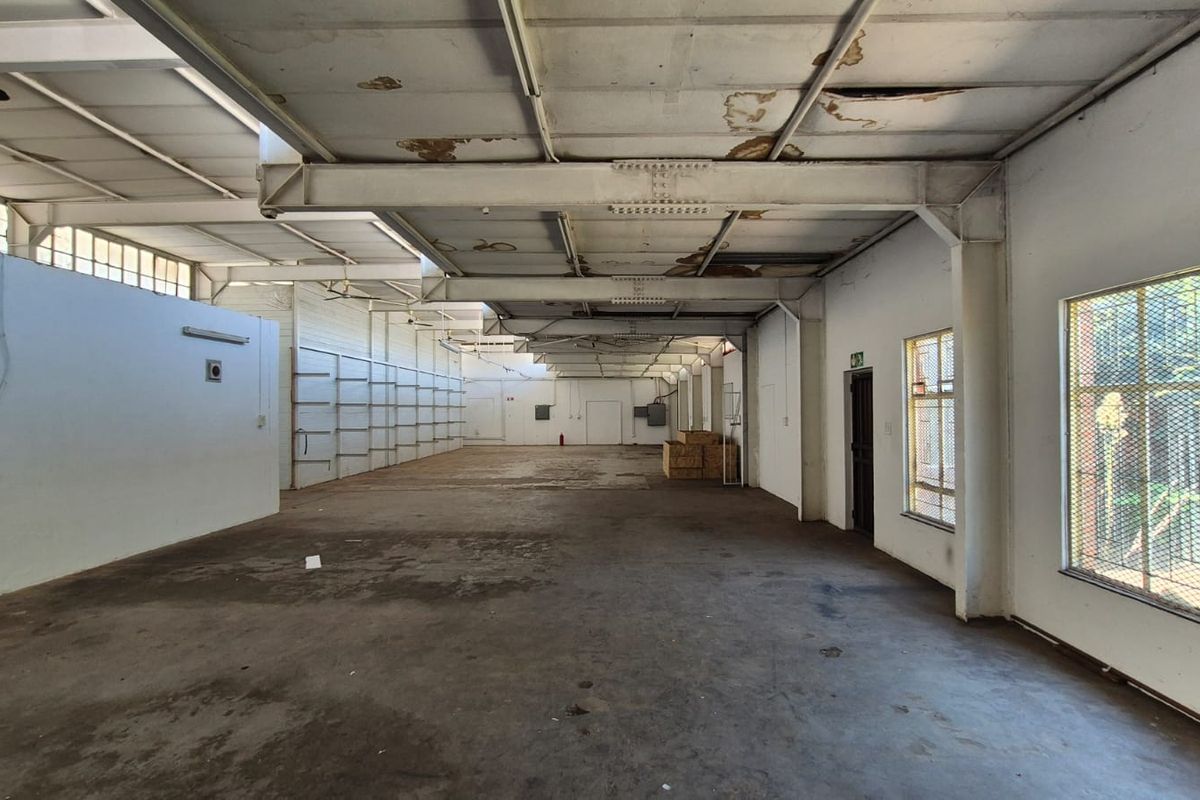 Secure 421m2 Industrial Warehouse To Let in Waltloo – Ideal for Manufacturing & Distribution - Photo 5