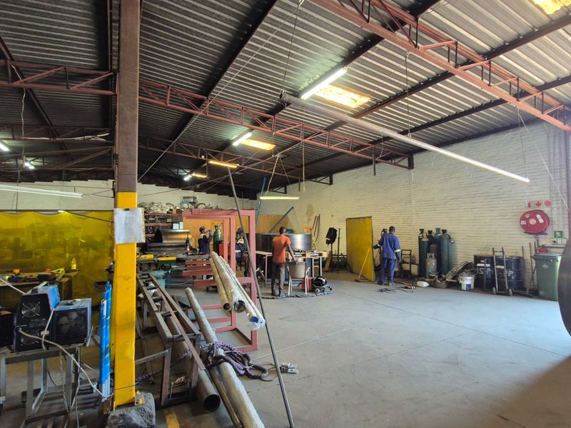 507m2 Industrial Warehouse To Let in Waltloo – Secure, Immediately Available - Photo 8