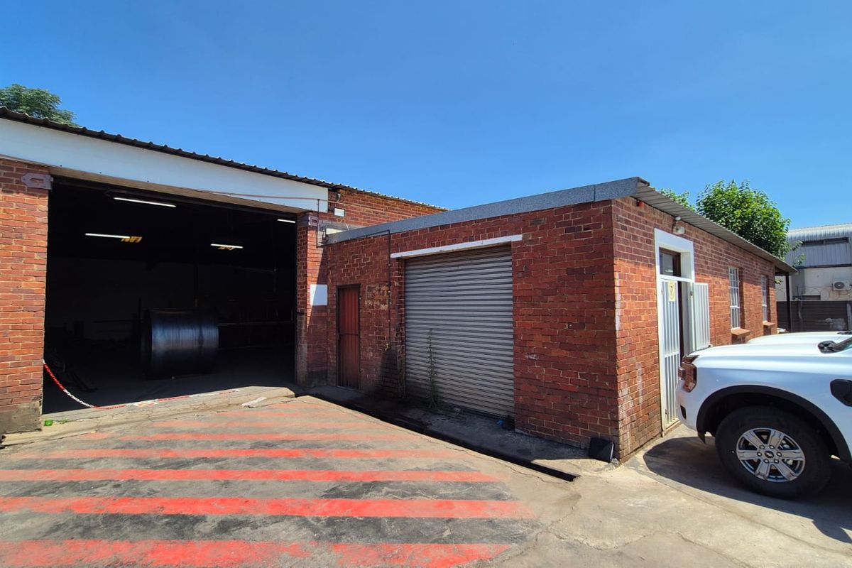 507m2 Industrial Warehouse To Let in Waltloo – Secure, Immediately Available - Photo 2