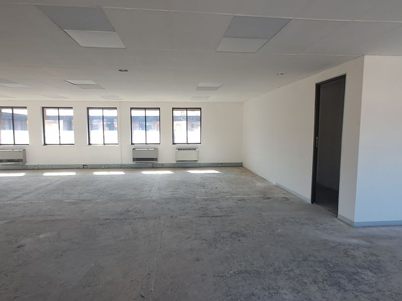 214m Light Filled White Box Office with Balcony To Let in Waterfall Office Park - Photo 9