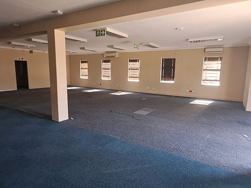 264m Office To Let in The Palms Office Park Midrand - Photo 8