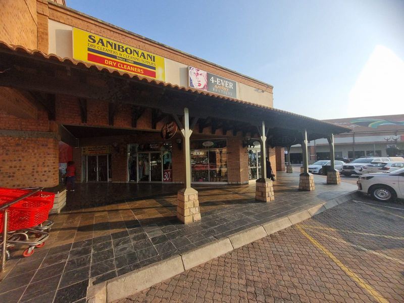 JEWELRY BUSINESS FOR SALE – PRIME LOCATION, CROSSINGS SHOPPING CENTRE - Photo 5