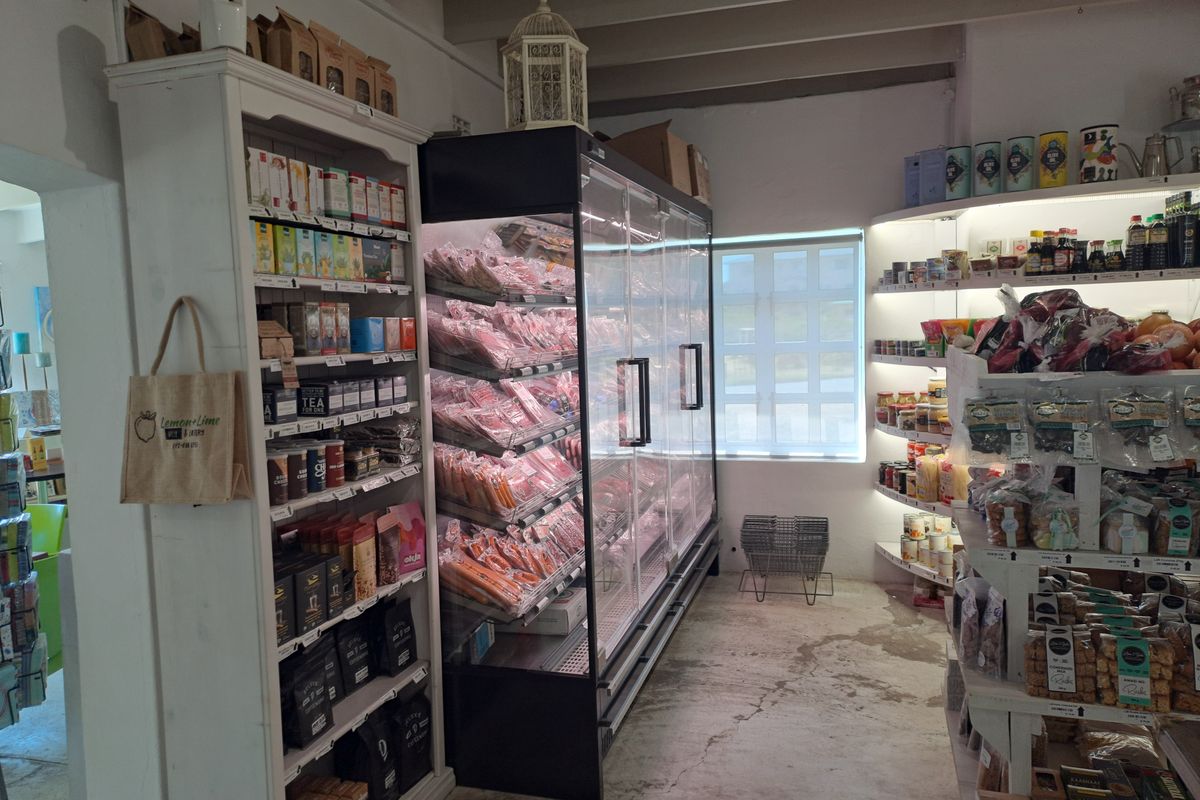 UNIQUE BUSINESS OPPORTUNITY IN PRINGLE BAY - Photo 5