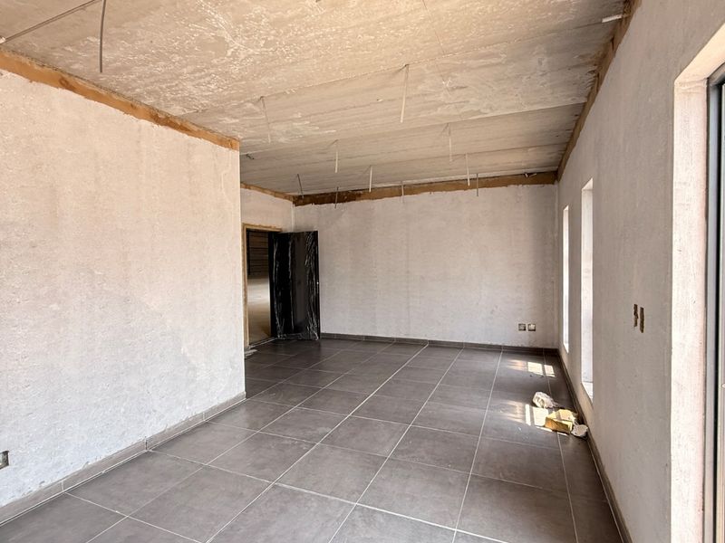 662 m2 Warehouse To Let in Limeroc Park, Centurion - Photo 3