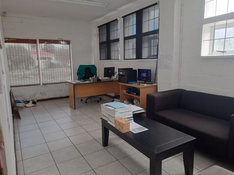 UNIQUE BUSINESS OPPORTUNITY IN KLEINMOND - Photo 4