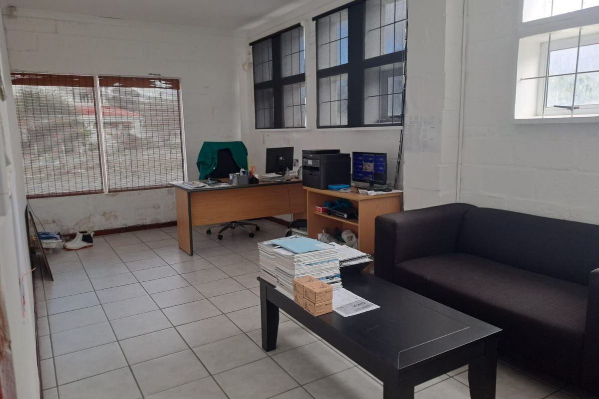 UNIQUE BUSINESS OPPORTUNITY IN KLEINMOND - Photo 4