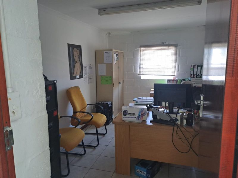 UNIQUE BUSINESS OPPORTUNITY IN KLEINMOND - Photo 6