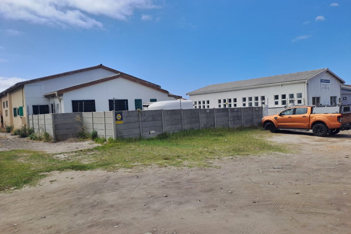 UNIQUE BUSINESS OPPORTUNITY IN KLEINMOND - Photo 2