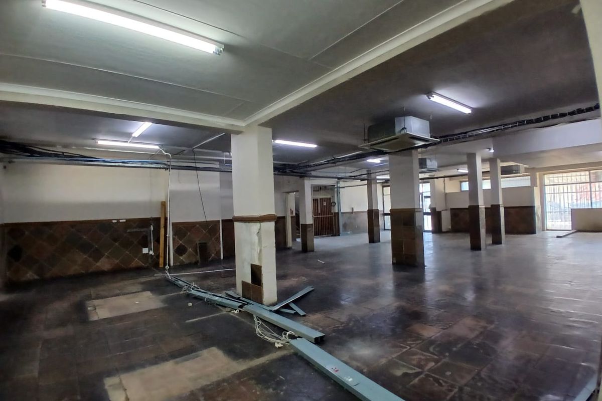 High-Exposure Office Space – Rustenburg CBD - Photo 3