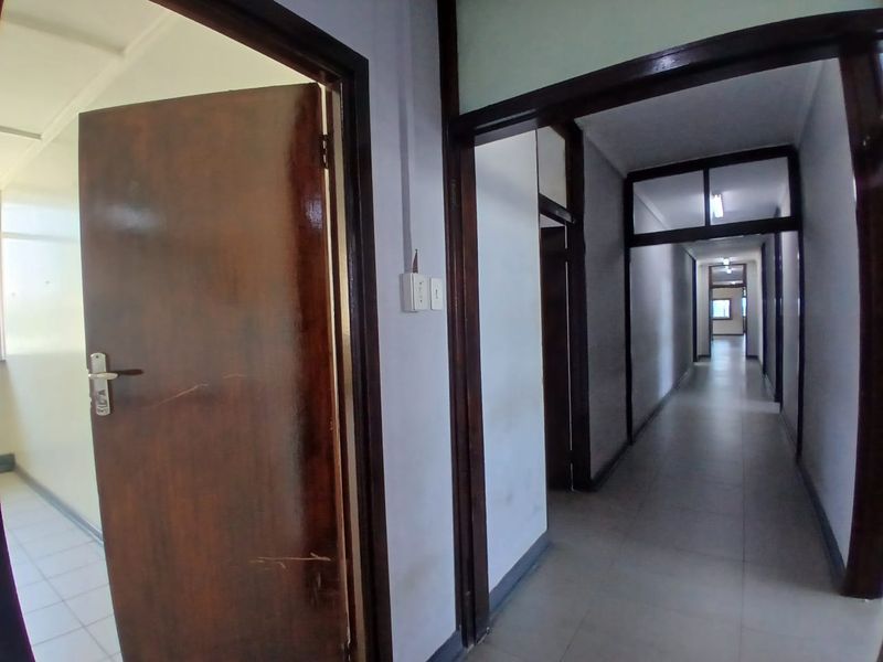 Your Business, Right on the Transport Hub - Photo 7