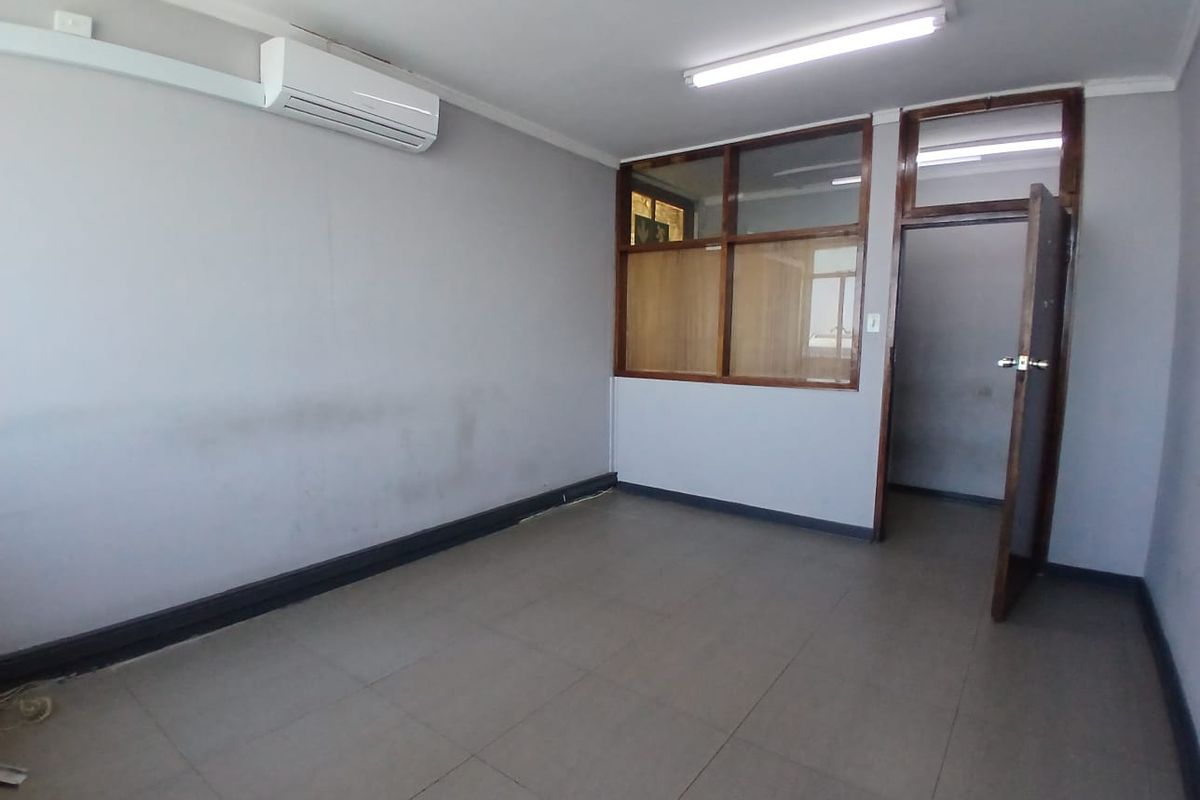 Your Business, Right on the Transport Hub - Photo 2