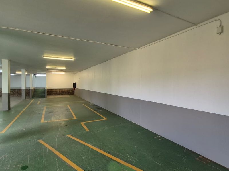 309m2 Warehouse To Let at Brianley Centre, Silvertondale - Photo 4