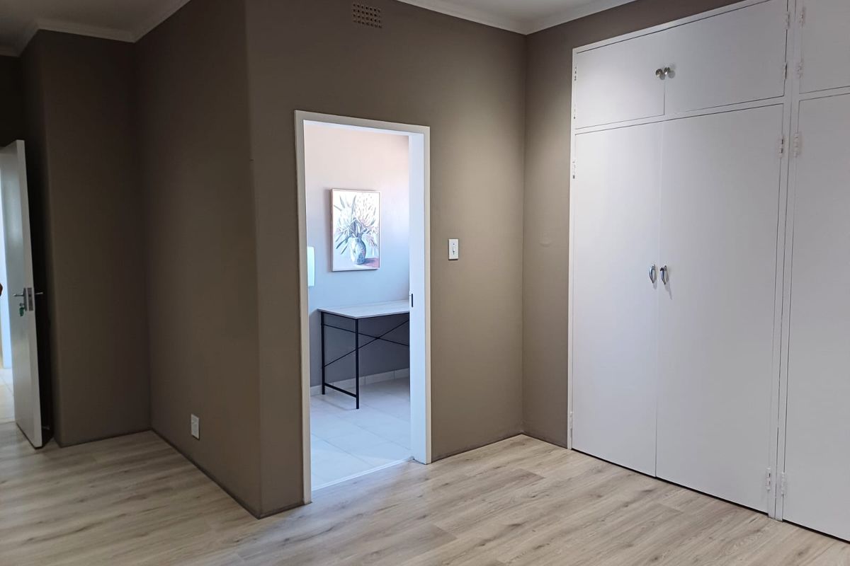 Wellness Hub to rent in Randhart - Photo 4