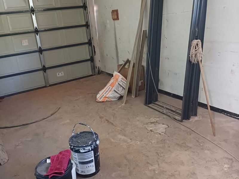 Wellness Hub to rent in Randhart - Photo 10