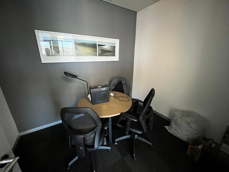 PRIME OFFICE SPACE IN TYGERVALLEY, BELLVILLE - Photo 9