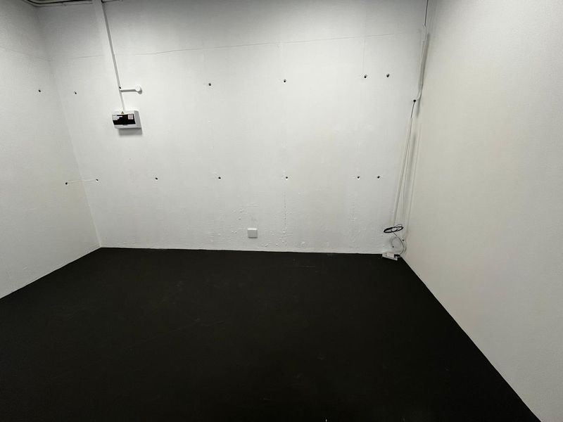 PRIME RETAIL SPACE IN TYGERVALLEY, BELLVILLE - Photo 8