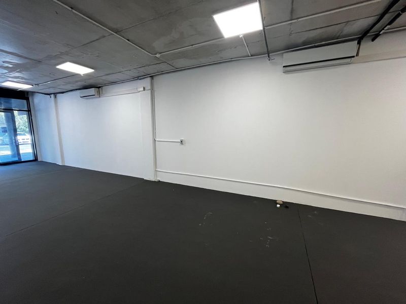 PRIME RETAIL SPACE IN TYGERVALLEY, BELLVILLE - Photo 6