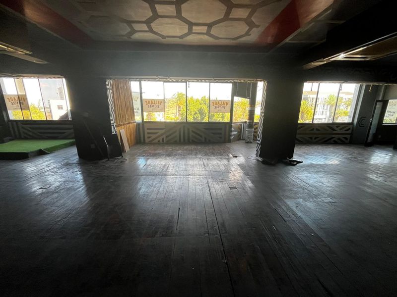 Restaurant Rental Monthly In Bellville - Photo 6