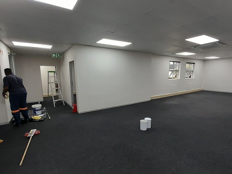 147m Ground Floor Office Space To Let at 1 River Road, Riverview Office Park - Photo 7