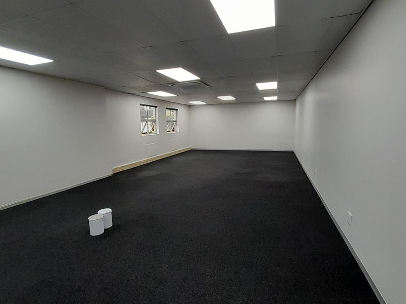 147m Ground Floor Office Space To Let at 1 River Road, Riverview Office Park - Photo 2