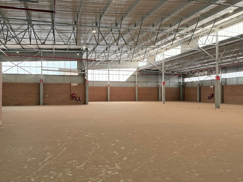 PRIME 1 774m2 LOGISTICS WAREHOUSE TO LET, OLIVE WOOD HUB, WITFONTEIN - Photo 10