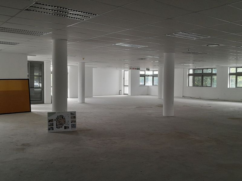536m Ground Floor Office To Let in Waterfall City - Photo 6