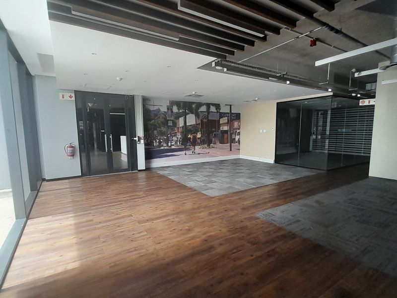 Stylish Modern 360m Office at the Gateway to Mall of Africa - Photo 6