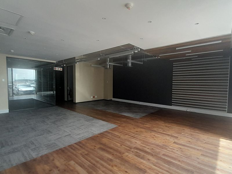 Stylish Modern 360m Office at the Gateway to Mall of Africa - Photo 5