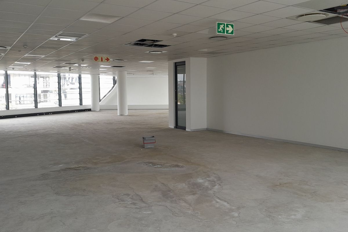 448m White Box Office To Let in Gateway West Waterfall City - Photo 3