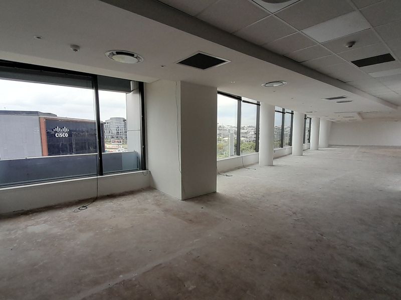 Elevate Your Brand Above the City 432m White Box Office at Gateway West - Photo 2