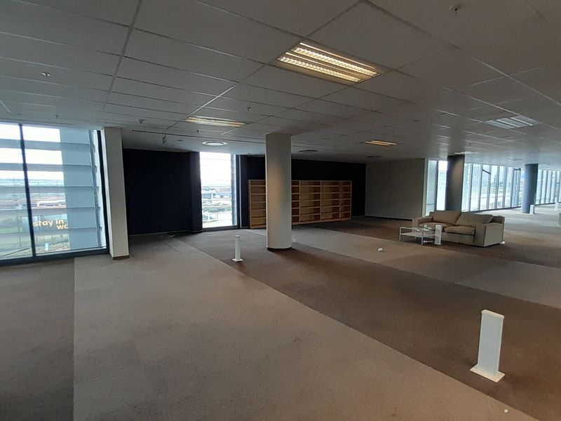 A Head Office That Makes a Statement 2,918m Signature Second Floor Space at Magwa View - Photo 10