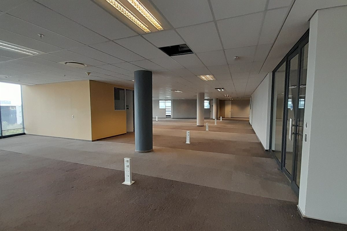 A Head Office That Makes a Statement 2,918m Signature Second Floor Space at Magwa View - Photo 3