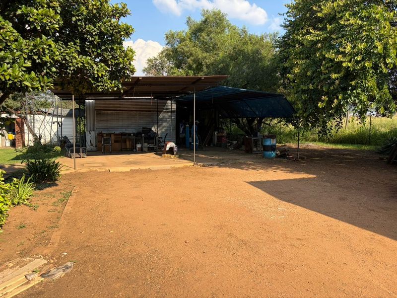 HEADING: PRIME 7,1770 HECTAR PROPERTY – PERFECT LOCATION NEAR N 4 HIGHWAY - Photo 8