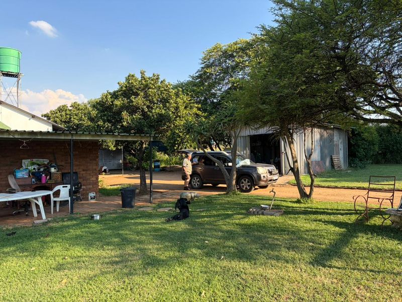 HEADING: PRIME 7,1770 HECTAR PROPERTY – PERFECT LOCATION NEAR N 4 HIGHWAY - Photo 3