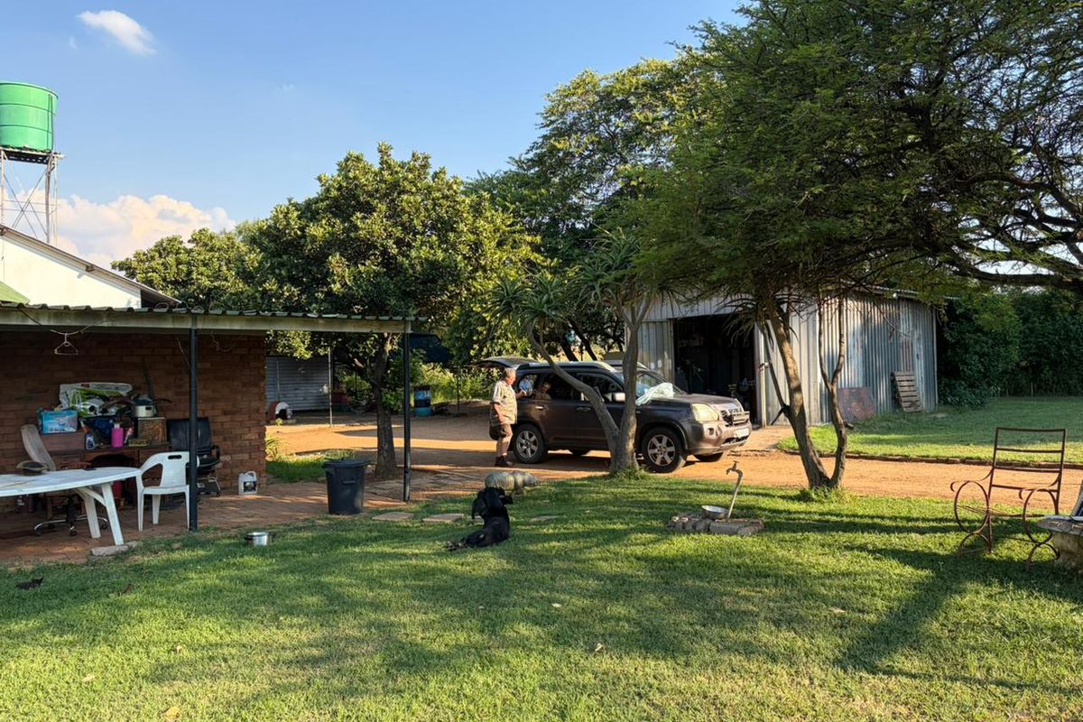 HEADING: PRIME 7,1770 HECTAR PROPERTY – PERFECT LOCATION NEAR N 4 HIGHWAY - Photo 3