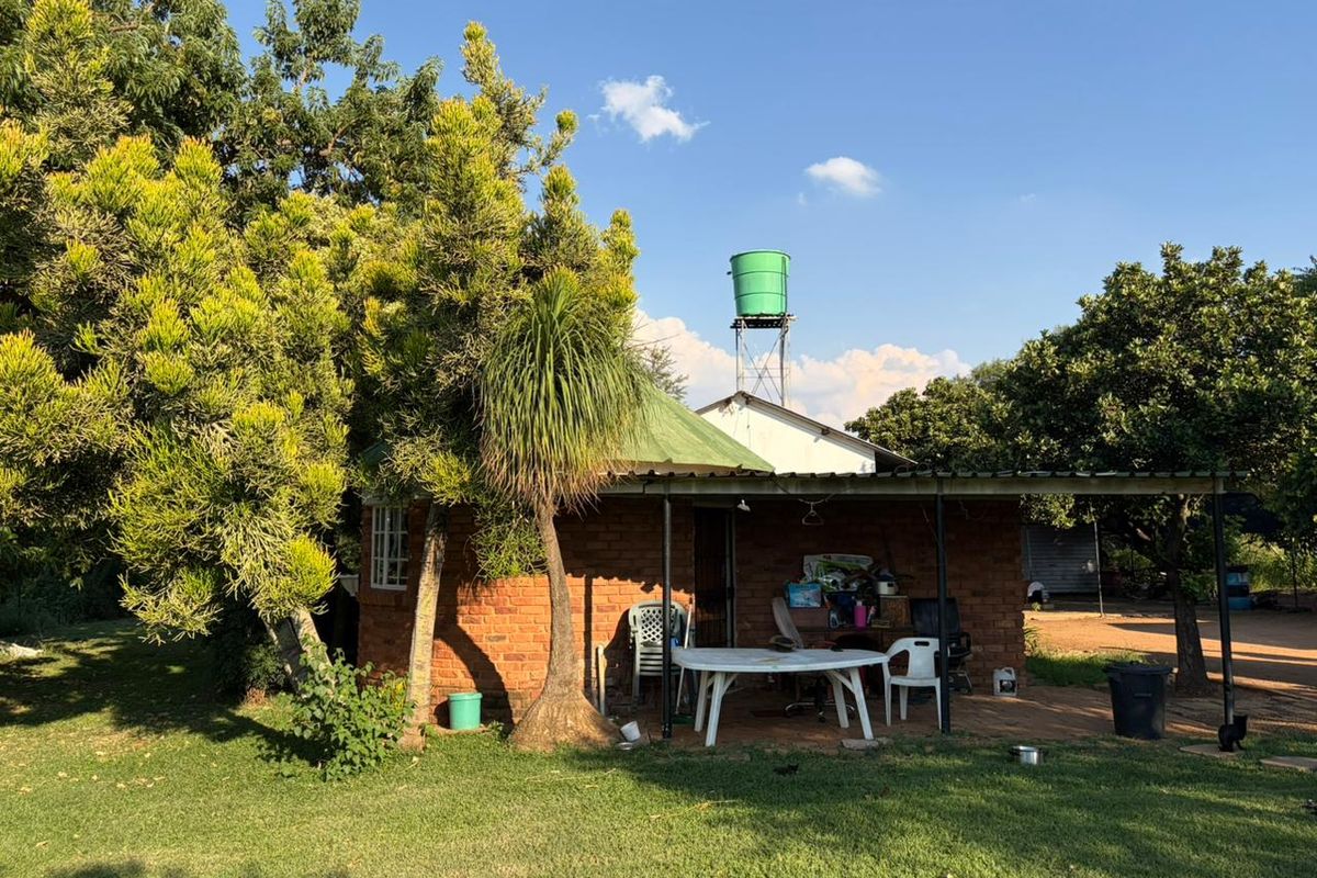 HEADING: PRIME 7,1770 HECTAR PROPERTY – PERFECT LOCATION NEAR N 4 HIGHWAY - Photo 4