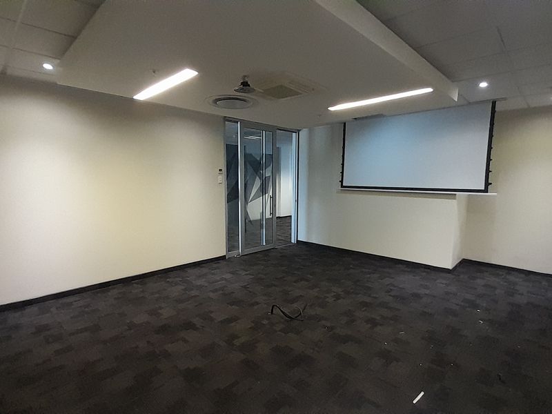 Command the Floor 4,542m Corporate Office at Waterfall City - Photo 10