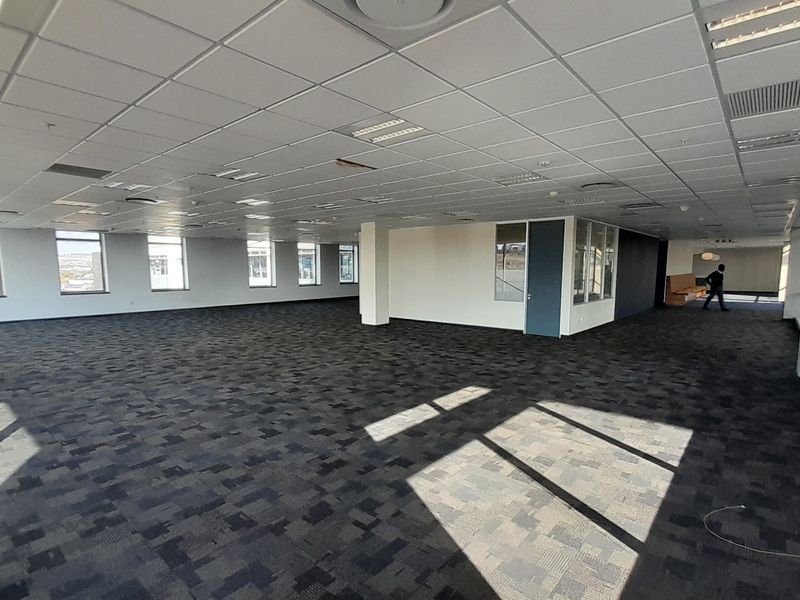 Command the Floor 4,542m Corporate Office at Waterfall City - Photo 3