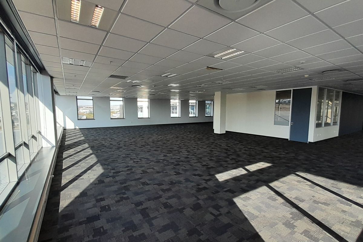 Command the Floor 4,542m Corporate Office at Waterfall City - Photo 2