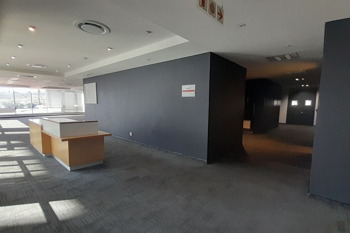 Expansive Ground Floor Opportunity 2,700m Office and Collaboration Space at Waterfall City - Photo 3