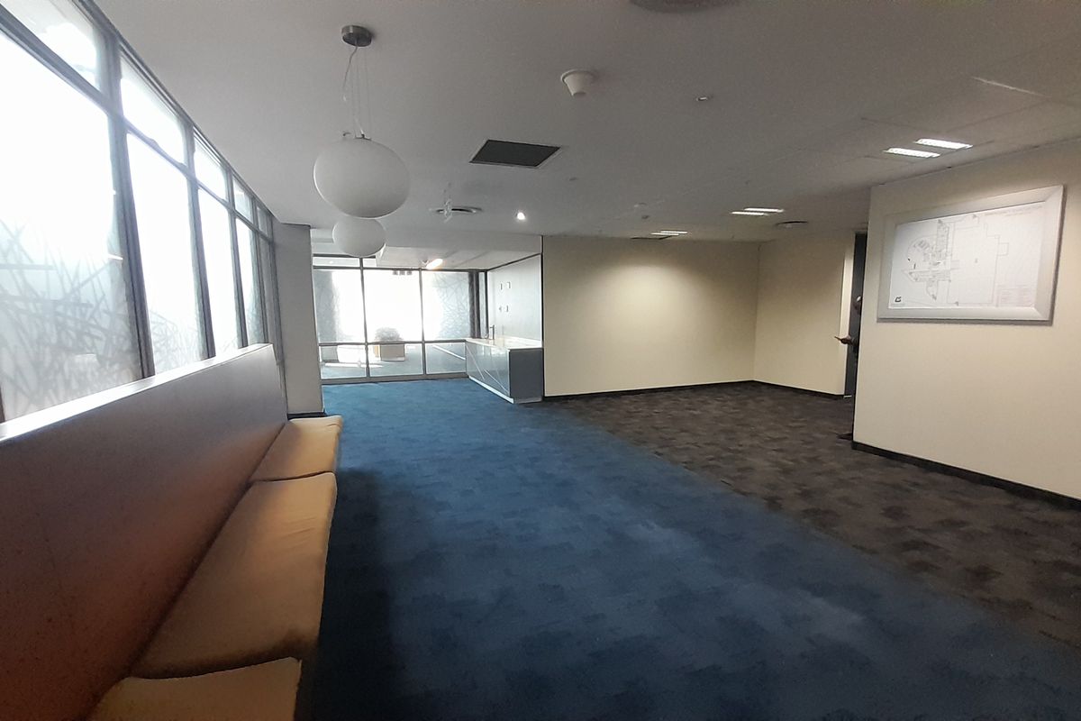 Expansive Ground Floor Opportunity 2,700m Office and Collaboration Space at Waterfall City - Photo 5