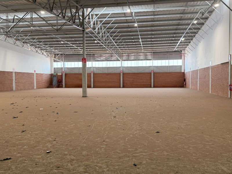 1,524m2 WAREHOUSE TO LET IN OLIVE WOOD HUB, PRIME R21 INDUSTRIAL LOCATION - Photo 8