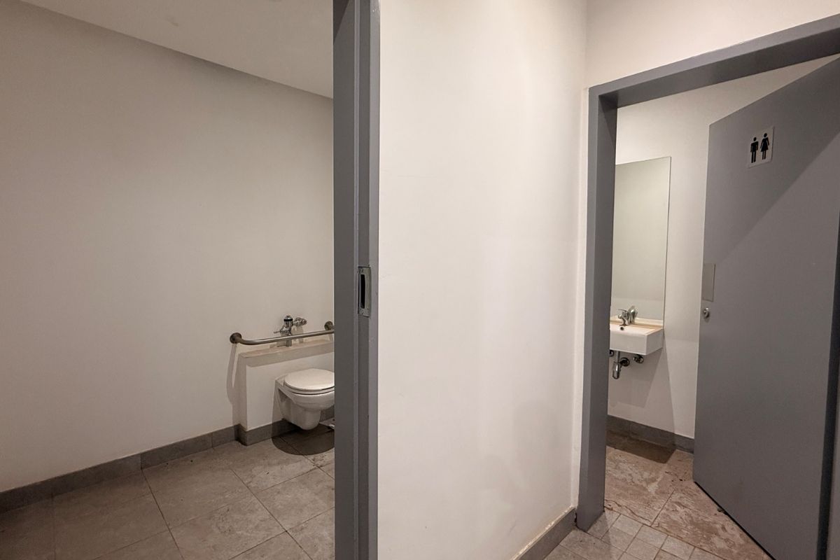 1,524m2 WAREHOUSE TO LET IN OLIVE WOOD HUB, PRIME R21 INDUSTRIAL LOCATION - Photo 5