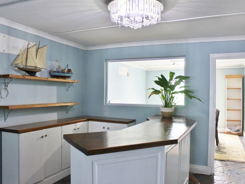 Well Positioned Commercial Property Offering Space and Flexibility in Port Alfred - Photo 9