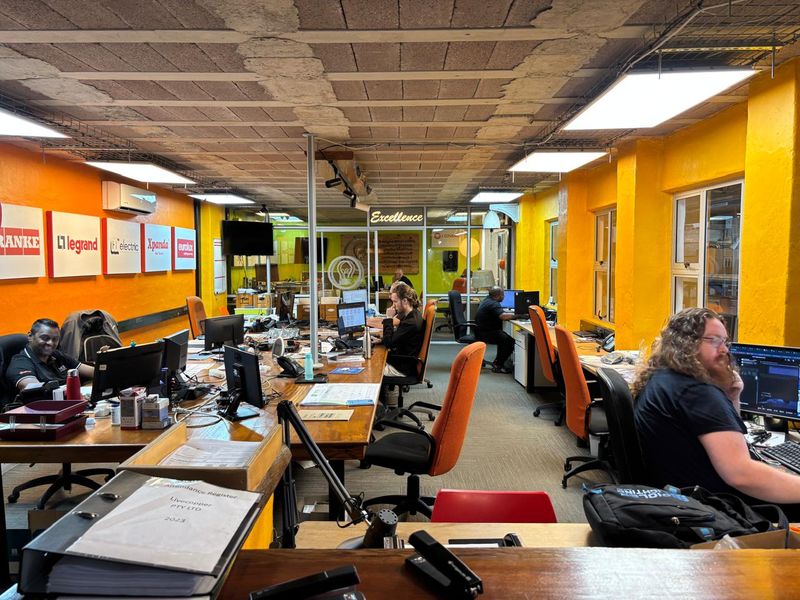 440sqm Factory/Warehouse to rent at R22000-00 per month plus Vat - Photo 5